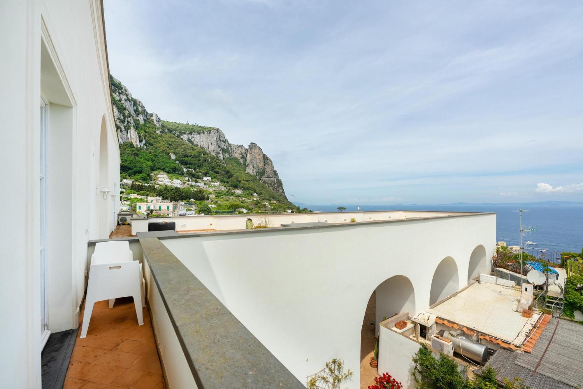 Suite Palazzo Capri - Seaview Ngoại thất bức ảnh